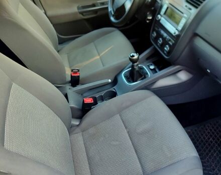 Фольксваген Гольф, об'ємом двигуна 1.6 л та пробігом 221 тис. км за 6400 $, фото 6 на Automoto.ua