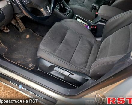 Фольксваген Гольф 2010 в Бобринце на Automoto.ua Фольксваген Гольф, объемом двигателя 1.6 л и пробегом 181 тыс. км за 6800 $, фото 9 на Automoto.ua