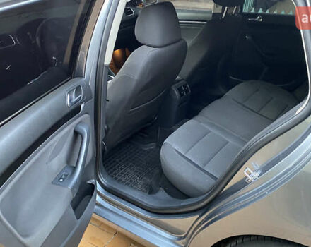 Фольксваген Гольф, объемом двигателя 1.6 л и пробегом 248 тыс. км за 8000 $, фото 7 на Automoto.ua