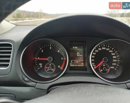 Фольксваген Гольф, объемом двигателя 1.6 л и пробегом 300 тыс. км за 7500 $, фото 4 на Automoto.ua