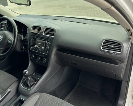 Фольксваген Гольф, об'ємом двигуна 1.6 л та пробігом 303 тис. км за 8500 $, фото 28 на Automoto.ua