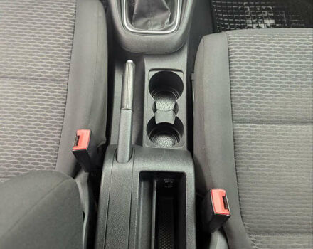 Фольксваген Гольф, объемом двигателя 1.6 л и пробегом 393 тыс. км за 6500 $, фото 15 на Automoto.ua