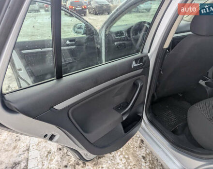 Фольксваген Гольф, объемом двигателя 1.6 л и пробегом 393 тыс. км за 6500 $, фото 10 на Automoto.ua