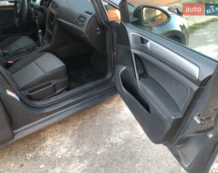 Фольксваген Гольф, объемом двигателя 1.6 л и пробегом 242 тыс. км за 8600 $, фото 32 на Automoto.ua