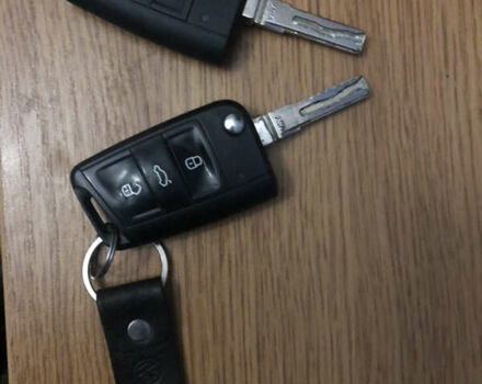 Фольксваген Гольф, объемом двигателя 1.6 л и пробегом 242 тыс. км за 8600 $, фото 16 на Automoto.ua