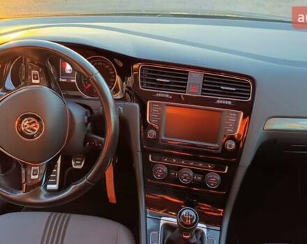 Фольксваген Гольф, об'ємом двигуна 1.6 л та пробігом 275 тис. км за 11000 $, фото 3 на Automoto.ua