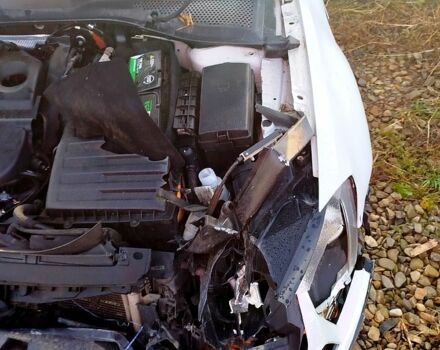 Фольксваген Гольф, объемом двигателя 1.6 л и пробегом 280 тыс. км за 5500 $, фото 4 на Automoto.ua