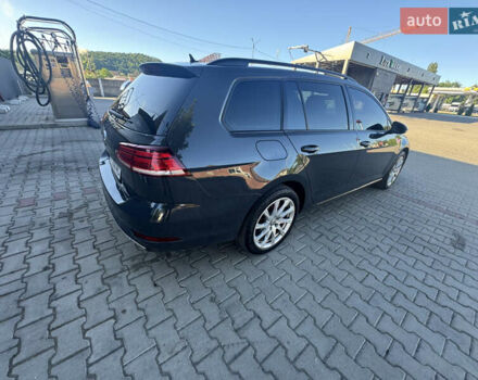 Фольксваген Гольф, объемом двигателя 1.6 л и пробегом 277 тыс. км за 12800 $, фото 4 на Automoto.ua