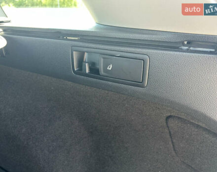 Фольксваген Гольф, объемом двигателя 1.6 л и пробегом 270 тыс. км за 12990 $, фото 64 на Automoto.ua