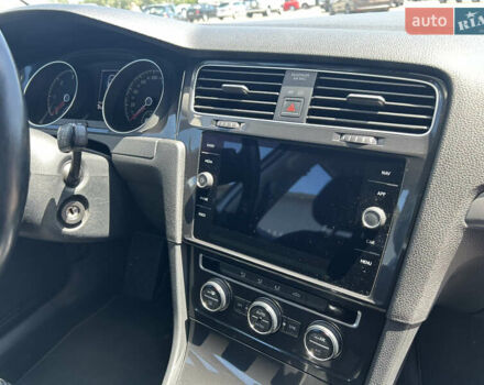 Фольксваген Гольф, объемом двигателя 1.6 л и пробегом 270 тыс. км за 12990 $, фото 73 на Automoto.ua