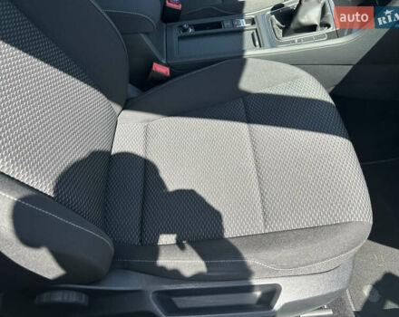 Фольксваген Гольф, объемом двигателя 1.6 л и пробегом 270 тыс. км за 12990 $, фото 78 на Automoto.ua