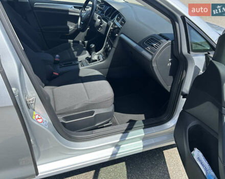 Фольксваген Гольф, объемом двигателя 1.6 л и пробегом 270 тыс. км за 12990 $, фото 77 на Automoto.ua