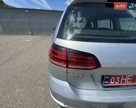 Фольксваген Гольф, объемом двигателя 1.6 л и пробегом 270 тыс. км за 12990 $, фото 101 на Automoto.ua