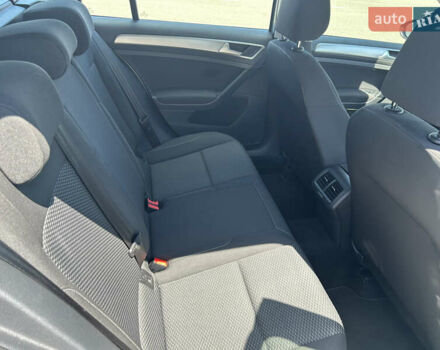 Фольксваген Гольф, объемом двигателя 1.6 л и пробегом 270 тыс. км за 12990 $, фото 88 на Automoto.ua