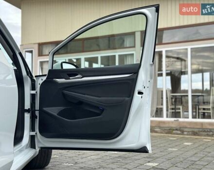 Фольксваген Гольф, объемом двигателя 1.97 л и пробегом 170 тыс. км за 19250 $, фото 56 на Automoto.ua