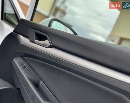 Фольксваген Гольф, объемом двигателя 1.97 л и пробегом 170 тыс. км за 19250 $, фото 54 на Automoto.ua