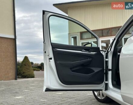 Фольксваген Гольф, объемом двигателя 1.97 л и пробегом 170 тыс. км за 19250 $, фото 81 на Automoto.ua