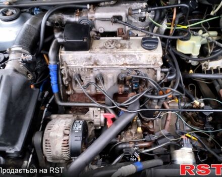 Фольксваген Гольф, объемом двигателя 2 л и пробегом 123 тыс. км за 450 $, фото 1 на Automoto.ua