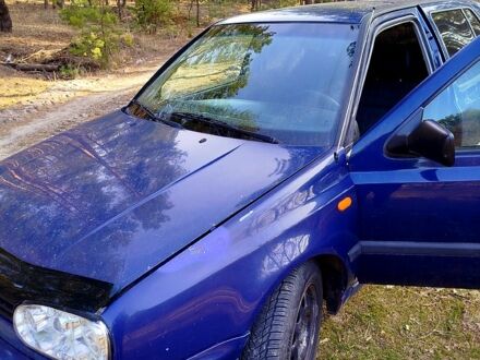 Фольксваген Гольф 1997 у Черкасах на Automoto.ua Фольксваген Гольф, об'ємом двигуна 18 л та пробігом 207 тис. км за 2600 $, фото 1 на Automoto.ua