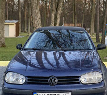 Фольксваген Гольф, объемом двигателя 1.6 л и пробегом 350 тыс. км за 3700 $, фото 1 на Automoto.ua