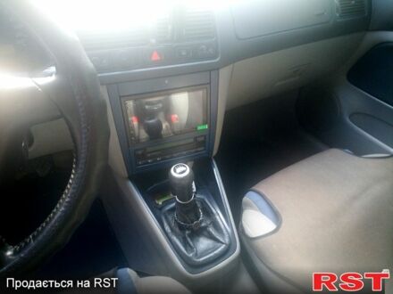 Фольксваген Гольф, объемом двигателя 1.6 л и пробегом 400 тыс. км за 4200 $, фото 1 на Automoto.ua