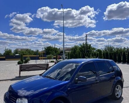 Фольксваген Гольф, объемом двигателя 1.6 л и пробегом 328 тыс. км за 3599 $, фото 1 на Automoto.ua