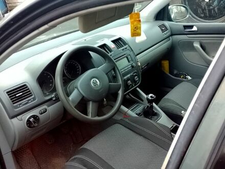 Фольксваген Гольф, об'ємом двигуна 1.4 л та пробігом 208 тис. км за 5500 $, фото 1 на Automoto.ua