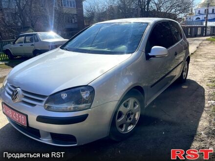 Фольксваген Гольф 2005 в Ромнах на Automoto.ua Фольксваген Гольф, объемом двигателя 14 л и пробегом 232 тыс. км за 4750 $, фото 1 на Automoto.ua