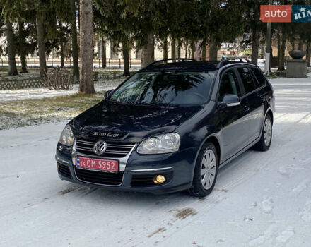 Фольксваген Гольф, объемом двигателя 1.6 л и пробегом 214 тыс. км за 6499 $, фото 1 на Automoto.ua