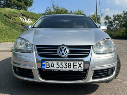 Фольксваген Гольф 2008 у Кропивницькому (Кіровограді) на Automoto.ua Фольксваген Гольф, об'ємом двигуна 1.9 л та пробігом 290 тис. км за 5999 $, фото 1 на Automoto.ua