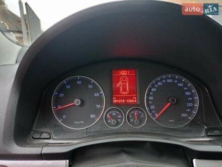 Фольксваген Гольф 2008 в Благовещенское (Ульяновка) на Automoto.ua Фольксваген Гольф, объемом двигателя 0 л и пробегом 200 тыс. км за 6900 $, фото 1 на Automoto.ua