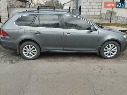 Фольксваген Гольф 2010 в Пирятине на Automoto.ua Фольксваген Гольф, объемом двигателя 1.6 л и пробегом 255 тыс. км за 7700 $, фото 1 на Automoto.ua