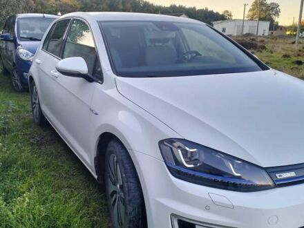 Фольксваген Гольф 2016 в Теребовле на Automoto.ua Фольксваген Гольф, объемом двигателя 0 л и пробегом 155 тыс. км за 11000 $, фото 1 на Automoto.ua