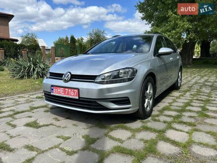 Фольксваген Гольф, объемом двигателя 1.6 л и пробегом 270 тыс. км за 12990 $, фото 1 на Automoto.ua