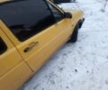 Жовтий Фольксваген Гольф, об'ємом двигуна 1.59 л та пробігом 458 тис. км за 1100 $, фото 1 на Automoto.ua
