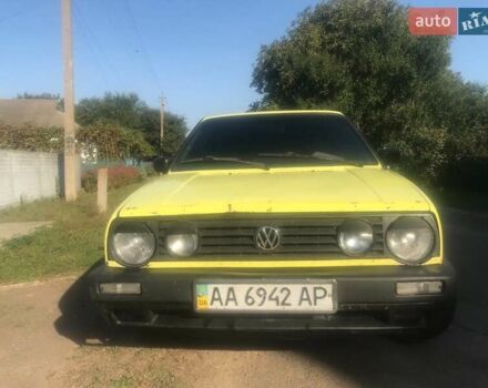 Жовтий Фольксваген Гольф, об'ємом двигуна 1.9 л та пробігом 300 тис. км за 2000 $, фото 5 на Automoto.ua