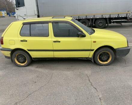 Жовтий Фольксваген Гольф, об'ємом двигуна 1.9 л та пробігом 215 тис. км за 1621 $, фото 1 на Automoto.ua