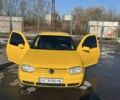 Желтый Фольксваген Гольф, объемом двигателя 1.9 л и пробегом 350 тыс. км за 3400 $, фото 1 на Automoto.ua