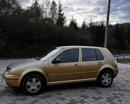 Желтый Фольксваген Гольф, объемом двигателя 1.6 л и пробегом 318 тыс. км за 2900 $, фото 4 на Automoto.ua