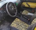 Желтый Фольксваген Гольф, объемом двигателя 1.4 л и пробегом 229 тыс. км за 3000 $, фото 6 на Automoto.ua