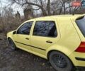 Желтый Фольксваген Гольф, объемом двигателя 1.39 л и пробегом 200 тыс. км за 3900 $, фото 2 на Automoto.ua
