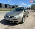Желтый Фольксваген Гольф, объемом двигателя 1.6 л и пробегом 227 тыс. км за 6500 $, фото 1 на Automoto.ua