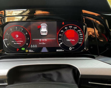 Жовтий Фольксваген Гольф, об'ємом двигуна 1.6 л та пробігом 80 тис. км за 23000 $, фото 9 на Automoto.ua