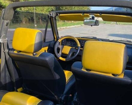 Желтый Фольксваген Гольф, объемом двигателя 1.8 л и пробегом 200 тыс. км за 6000 $, фото 7 на Automoto.ua