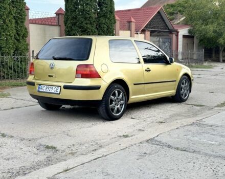 Желтый Фольксваген Гольф, объемом двигателя 1.4 л и пробегом 299 тыс. км за 2999 $, фото 19 на Automoto.ua