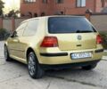 Желтый Фольксваген Гольф, объемом двигателя 1.4 л и пробегом 299 тыс. км за 2999 $, фото 22 на Automoto.ua