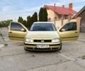 Желтый Фольксваген Гольф, объемом двигателя 1.4 л и пробегом 299 тыс. км за 2999 $, фото 11 на Automoto.ua