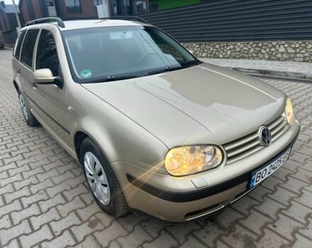 Желтый Фольксваген Гольф, объемом двигателя 1.6 л и пробегом 245 тыс. км за 3700 $, фото 1 на Automoto.ua