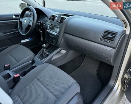 Жовтий Фольксваген Гольф, об'ємом двигуна 1.6 л та пробігом 210 тис. км за 6500 $, фото 12 на Automoto.ua