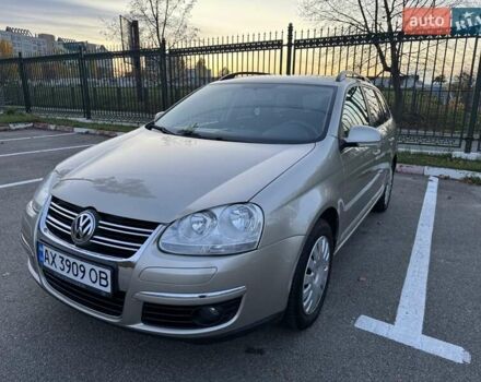 Жовтий Фольксваген Гольф, об'ємом двигуна 1.6 л та пробігом 210 тис. км за 6500 $, фото 3 на Automoto.ua